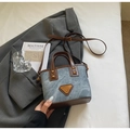Sac seau en denim bleu gris avec bordures en cuir marron et bandoulière réglable - Bleu Sans Pendentif