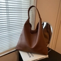 Braune Shopper-Tasche aus Leder mit Litchi-Prägung und großem Fassungsvermögen - Braun