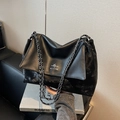 Retro black tote bag with chain strap and mixed matte leather texture in a stylish finish - Black