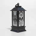 Lanterna decorativa di Halloween nera con motivo di teschio gotico e anello di sospensione - Teschio Alieno