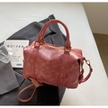 Pink vintage textured leather Boston bag with a classic crackled finish and crossbody strap - No Pendant / Rouge Red
