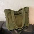 Bolso tote minimalista de pana verde militar de gran capacidad y textura rayada - Verde