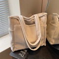Bolso tote de pana beige minimalista con gran capacidad y múltiples bolsillos - Blanco Roto