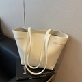 Borsa tote minimalista in pelle PU beige con logo Noronora a rilievo e manici sottili - Bianco Sporco