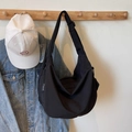 Schwarze hobo segeltuchtasche mit großem fassungsvermögen und Ziyouse logo am haken - Schwarz