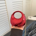 Mini bolso chic de acrílico rojo espejo con asa curva y cadena dorada - Rojo