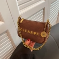 Borsa a tracolla scamosciata marrone con catena dorata e logo CLEAR cuore K metallico - Stile Lettere in Metallo CLEAR♥K / Marrone