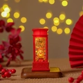 Lanterna cabina telefonica rossa LED con Dio della Ricchezza e glitter dorati - 13cm