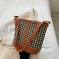 Borsa a secchiello vintage in pelle marrone e tessuto pied-de-poule con tracolla - Marrone