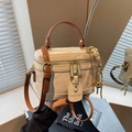 Borsa a scatola vintage crema con trama marmorea, manici marroni e tracolla regolabile - Bianco Sporco
