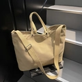 Grande borsa tote in tela beige con tracolla regolabile e manici robusti - Cachi