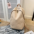 Beigefarbener Freizeitrucksack mit Webstruktur, Metall-Reißverschlüssen und großem Volumen - Khaki