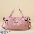 Borsa sportiva rosa trapuntata con tracolla e scomparto separato per bagnato-asciutto - Rosa