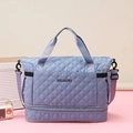 Borsa fitness azzurra trapuntata con scomparto inferiore e dettagli logo del brand - Blu