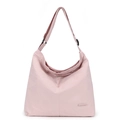 Détail du sac hobo en nylon rose clair avec bandoulière réglable et cordon de serrage - Rose Pêche