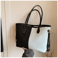 Detail of contrast stitching and bicolor canvas texture on the large tote bag - Tote Bag Set / Black
