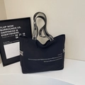 Grand sac cabas en toile noire avec lettrage blanc et bandoulière rayée logo - Noir