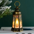 Detailansicht der Vintage Weihnachts-LED-Laterne mit festlichen handgemalten Schneemännern - Bronze Schneemann