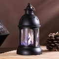 Detail van Halloween LED-lantaarn met hand-silhouet en draagbare metalen handgreep - Spookhand
