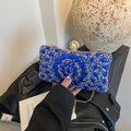 Borsa da sera blu reale con strass scintillanti ed elegante chiusura a perla - Blu
