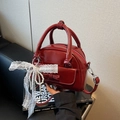 Sac bowling rouge foncé en cuir verni avec breloque perle et nœud en dentelle - Rouge Vin Avec Pendentif