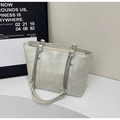 Detail of light gray leather tote bag with silver chain strap and top zipper closure - Off-white Without Pendant