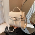 Borsa a mano color crema in finta pelle con fibbie vintage e tracolla staccabile - Bianco Sporco