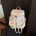 Zaino in pelle PU bianco crema con tasche multiple e ciondolo a forma di orsetto - Bianco