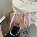 Bolso de hombro rectangular rosa con mini monedero a juego en acabado mate - Rosa con Bolsa para Auriculares