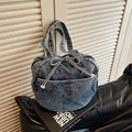 Bolso tote de mezclilla lavada azul oscuro con lazo y bolsillo frontal para diario - Azul Vintage