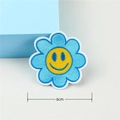 Écusson brodé fleur bleue avec visage souriant jaune et indicateur de taille 6cm - Style de Fleur Souriante Pétales Bleus Centre Jaune(GZ-5704)