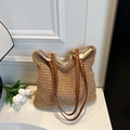 Bolso tote grande de cuerda de algodón caqui con asas de cuero marrón y remaches metálicos - Caqui