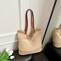 Bolso tote de ganchillo beige con correas de cuero sintético marrón y base a rayas - Blanco roto/Caqui