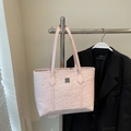 Pink tote bag with embossed puppy dog and heart patterns with silver metal logo - Pink Without Pendant