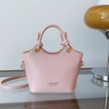 Hellrosa Eimertasche aus Leder mit Knotengriff und abnehmbarem Schultergurt - Rosa Ohne Anhänger