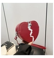 Dettaglio borsa a tracolla rossa a forma di cuore con motivo a zigzag e zip argento - Rosso