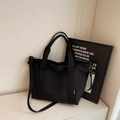 Borsa tote in tela nera con tracolla regolabile ed etichetta per il pendolarismo - Taglia unica / Nero