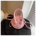 Petit sac à main rond rose avec détails cœurs et bandoulière amovible - Rose