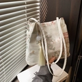 Sac seau brodé style chinois beige avec pompons et motifs de paysages de montagne - Blanc