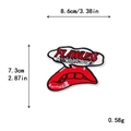 Patch labbra ricamate con testo Flawless e dimensioni di 8,6 cm per 7,3 cm - Stile Labbra Rosse Fumetto Flawless (11567)