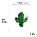 Parche de cactus bordado verde con flor rosa y detalles en negro para ropa DIY - Estilo Cactus Esmeralda con Flor Rosa (10599)