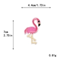 Roze flamingo borduurpatch met afmetingen 4,4x7cm en gedetailleerde naaiwerkdetails - Kleine gekleurde flamingo (GZ-1331)