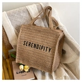 Braune gewebte Stroh-Tote-Bag mit schwarzer Serendipity-Stickerei und Reißverschluss - Khaki
