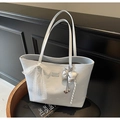 Sac fourre-tout rétro blanc avec textures de cœur gaufrées et nœud en dentelle décoratif - Bleu Clair Avec Pendentif