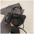 Sac seau tressé noir avec fermeture à cordon et poignées élégantes - Noir (Sans Pendentif)