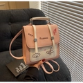 Mini mochila en rosa y crema con bordados de dibujos animados y diseño casual - Rosa