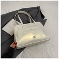 Minimalist pearl white tote bag for women with metal logo detail and magnetic pocket - Rice White (No Pendant)