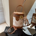 Sac seau cylindre beige et marron avec imprimé ours vintage style collège - Beige Avec Charme