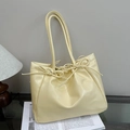 Crèmegele bowknot shopper van hoogwaardig kunstleer met lange hengsels en grote inhoud - Geel