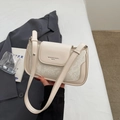 Chic beige faux snake texture baguette underarm bag with silver hardware detail - Without Pendant / Off White